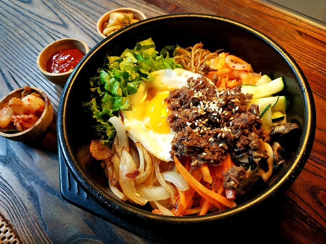 뚝배기에 담긴 비빔밥. 해외 한식당 등급제 기사 자료사진